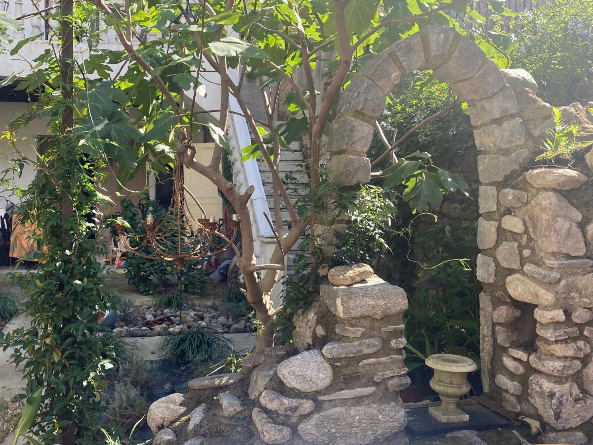 Sculptors Retreat Apartment Ceret Luaran gambar